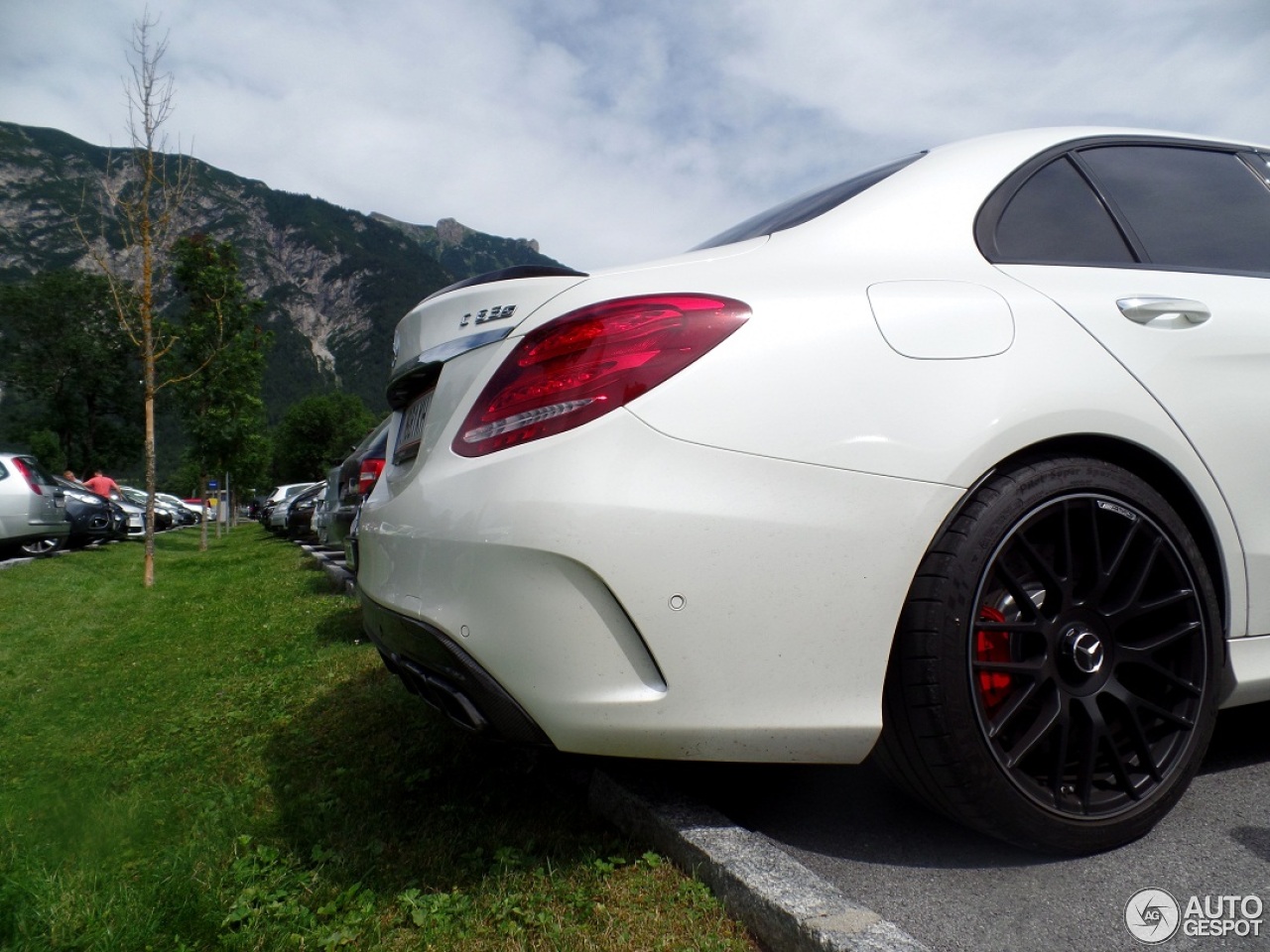 Mercedes-AMG C 63 S W205