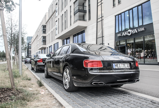 Bentley Flying Spur V8