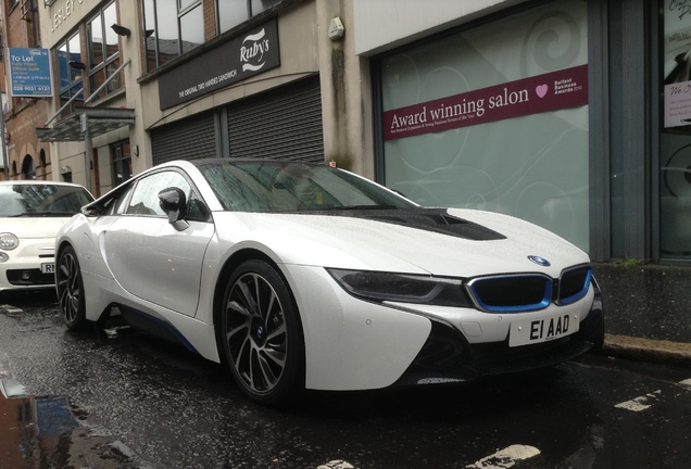 BMW i8