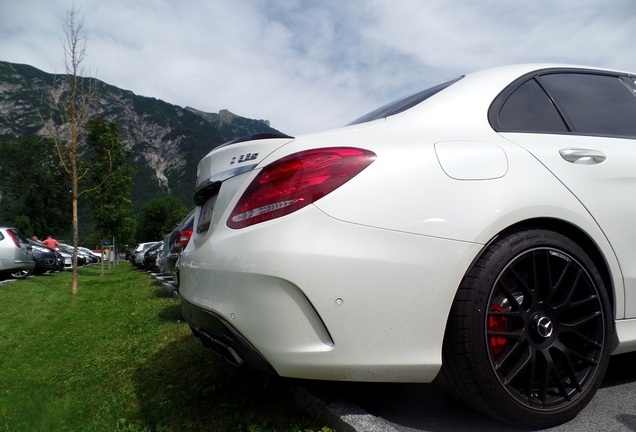 Mercedes-AMG C 63 S W205