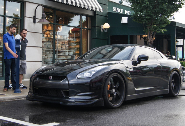 Nissan GT-R