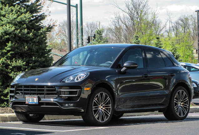 Porsche 95B Macan Turbo