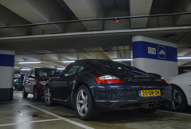 Porsche 987 Cayman S