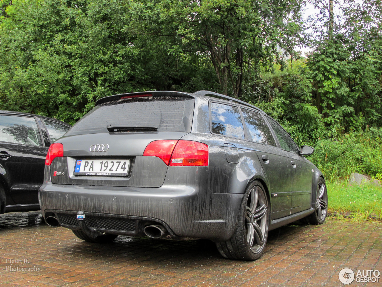 Audi RS4 Avant B7