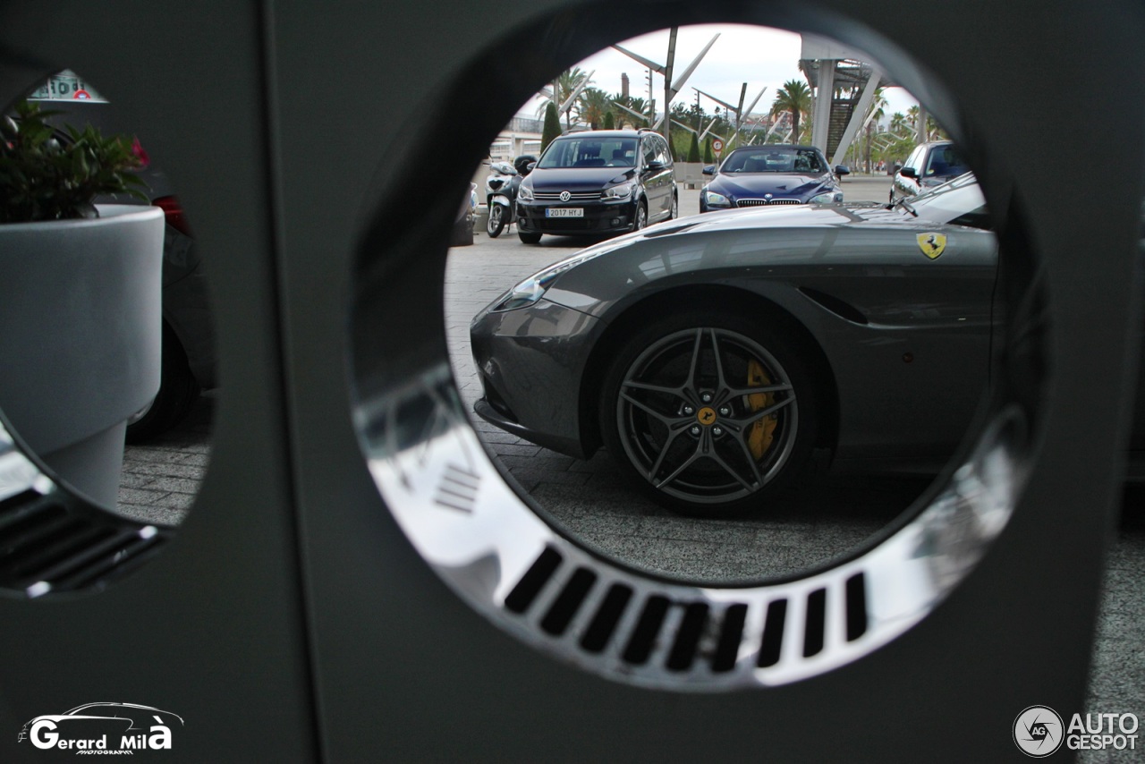 Ferrari California T