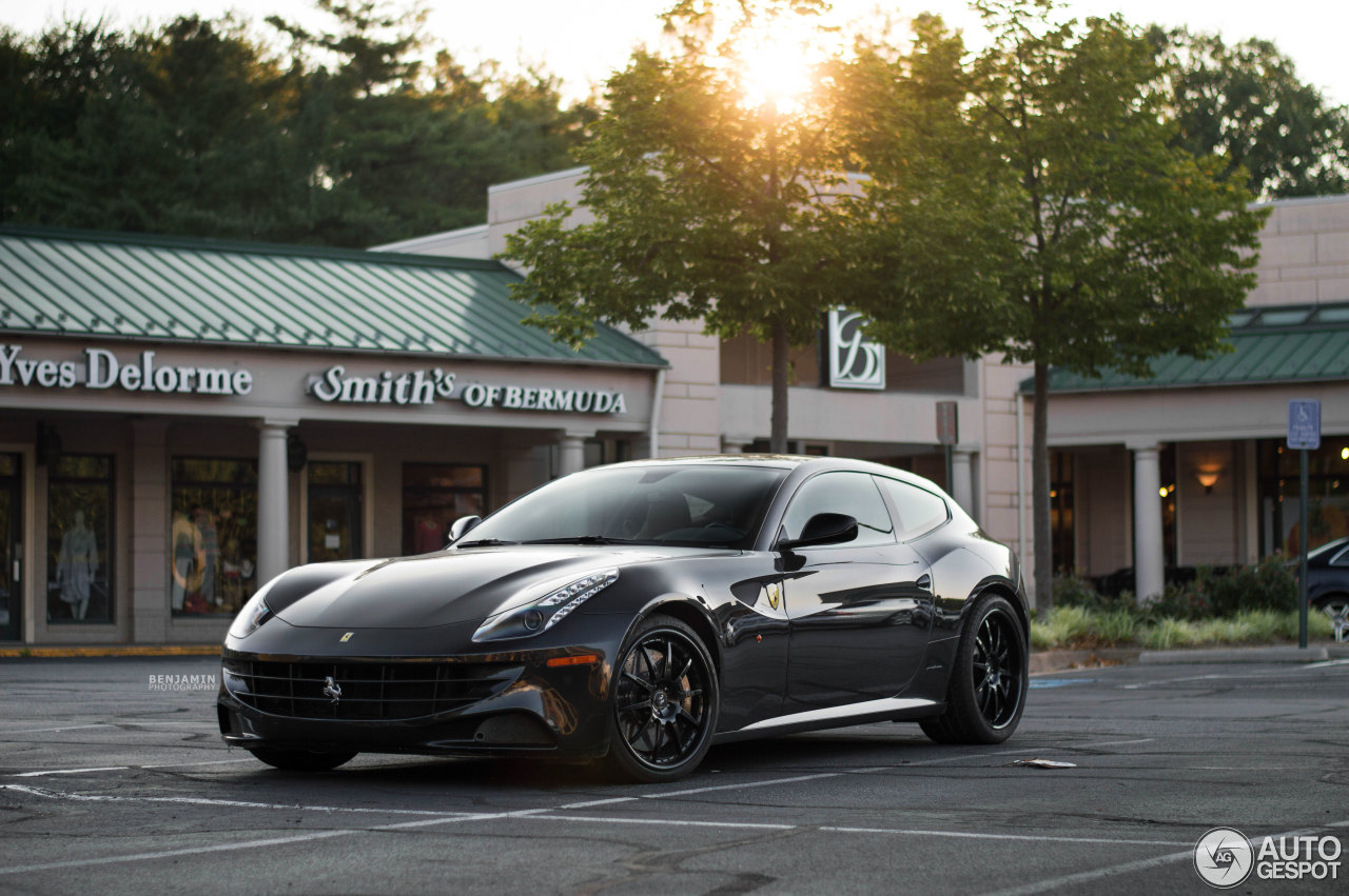 Ferrari FF