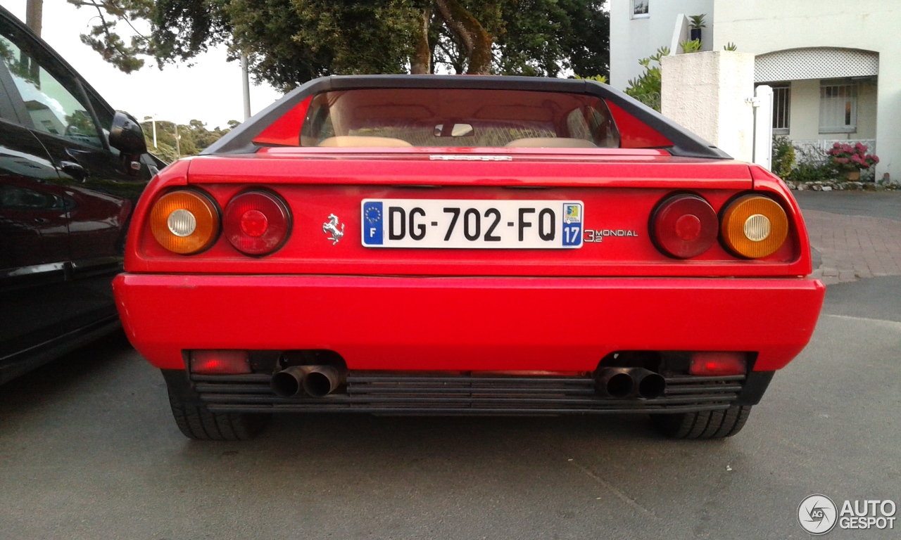 Ferrari Mondial 3.2