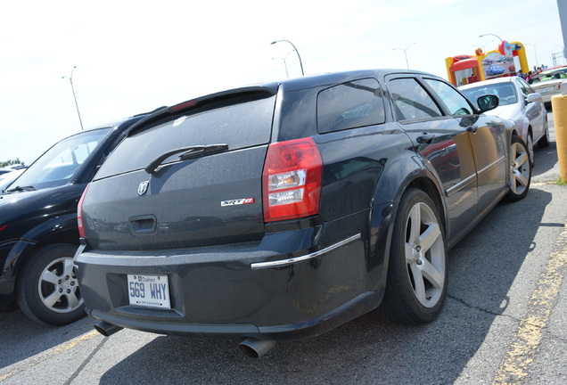 Dodge Magnum SRT-8