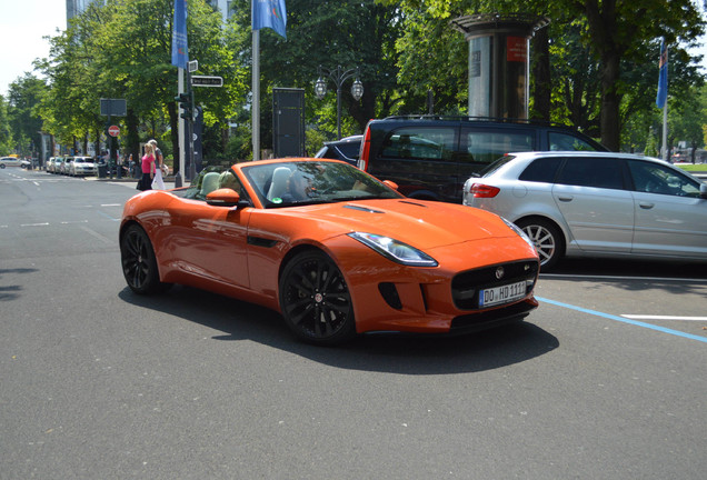 Jaguar F-TYPE S Convertible