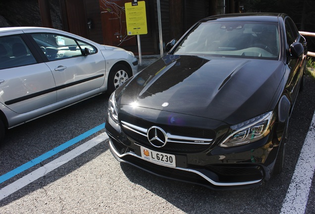 Mercedes-AMG C 63 S W205