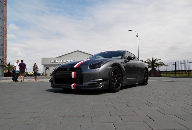 Nissan GT-R HKS GT800