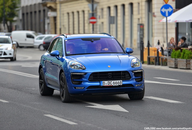 Porsche 95B Macan Turbo