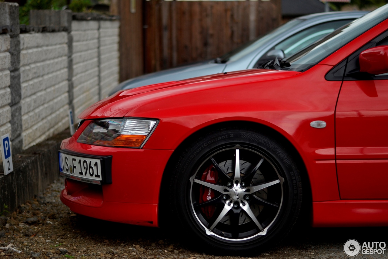 Mitsubishi Lancer Evolution IX