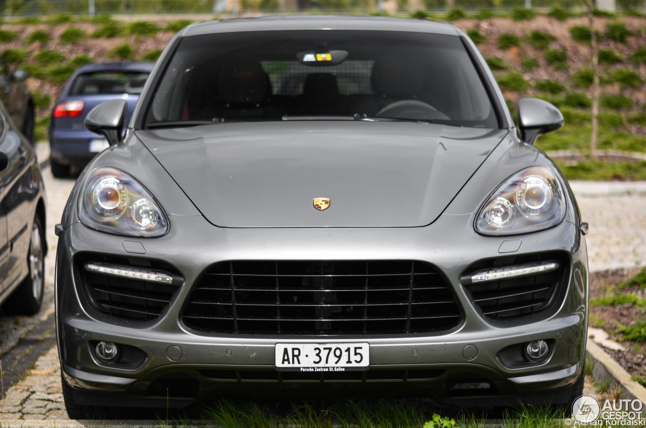 Porsche 958 Cayenne GTS