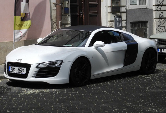 Audi R8