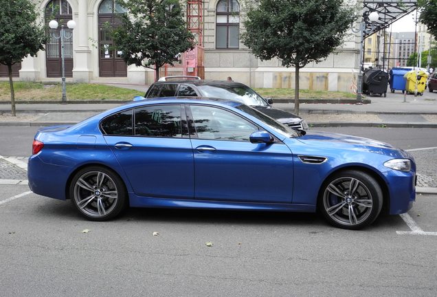 BMW M5 F10 2011