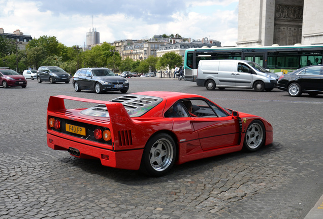 Ferrari F40