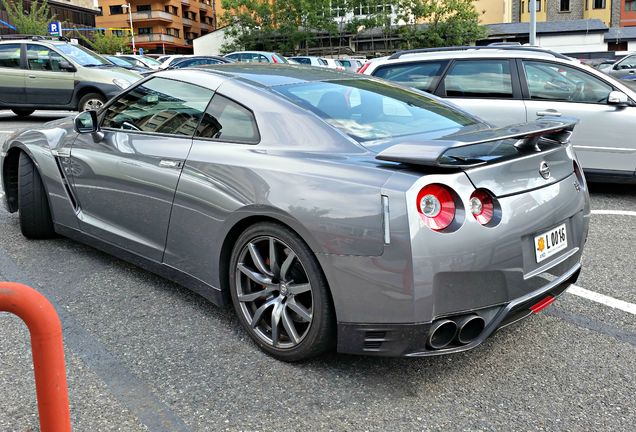 Nissan GT-R 2013