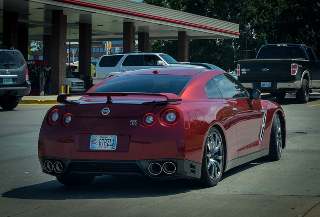 Nissan GT-R 2014