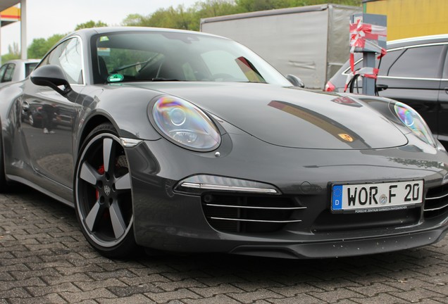 Porsche 991 50th Anniversary Edition