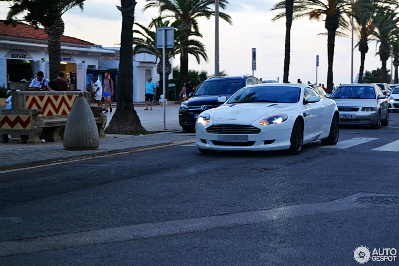 Aston Martin DB9