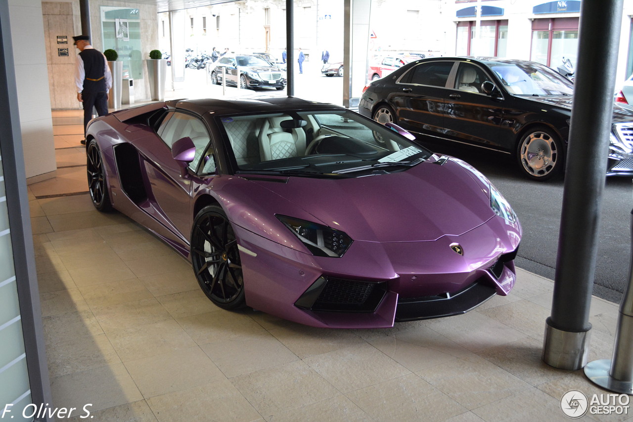 Lamborghini Aventador LP700-4 Roadster