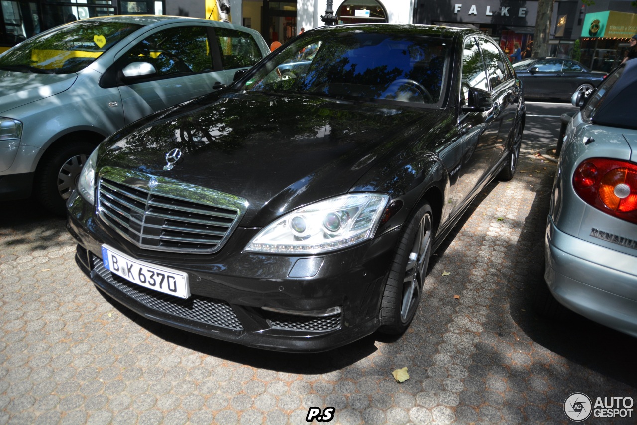 Mercedes-Benz S 63 AMG W221 2011