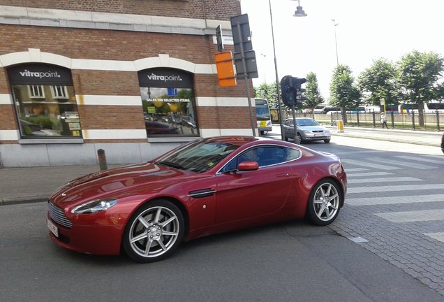 Aston Martin V8 Vantage