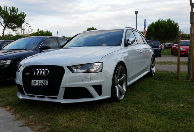 Audi RS4 Avant B8