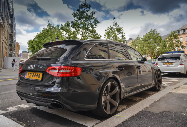 Audi RS4 Avant B8