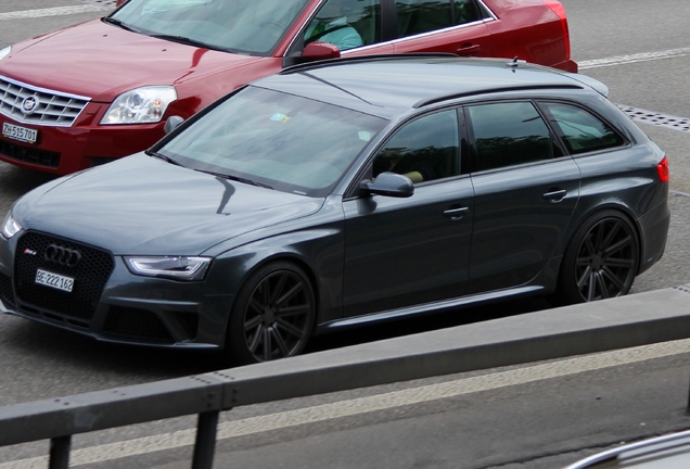 Audi RS4 Avant B8