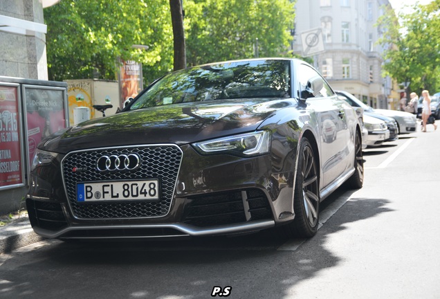 Audi RS5 B8 2012