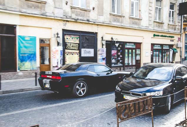 Dodge Challenger SRT-8 392