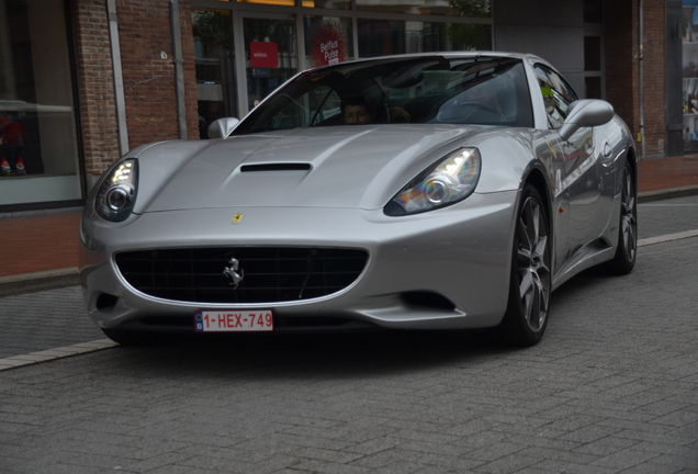 Ferrari California