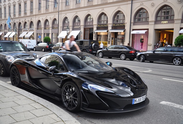 McLaren P1