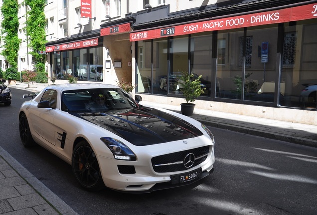 Mercedes-Benz SLS AMG GT Final Edition