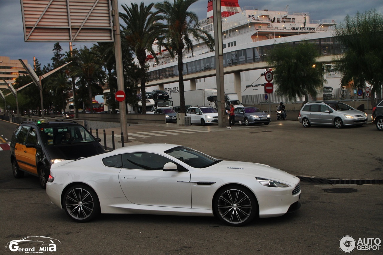 Aston Martin DB9 2013