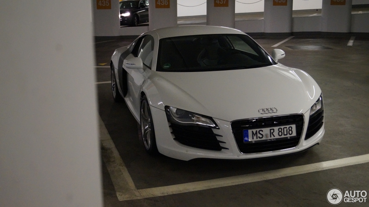 Audi R8