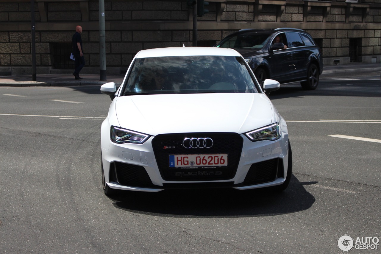 Audi RS3 Sportback 8V