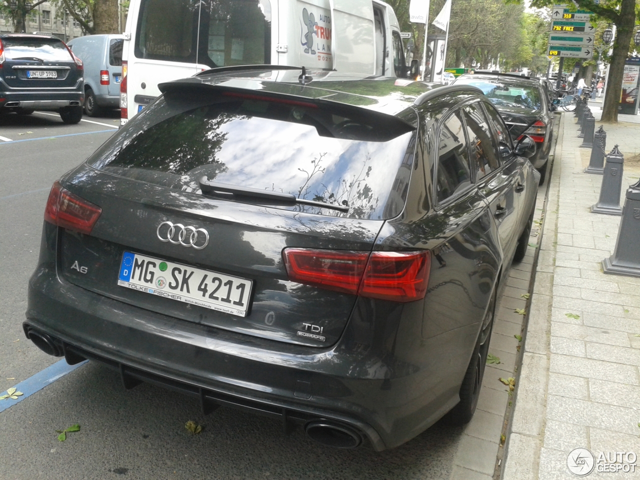 Audi RS6 Avant C7 2015