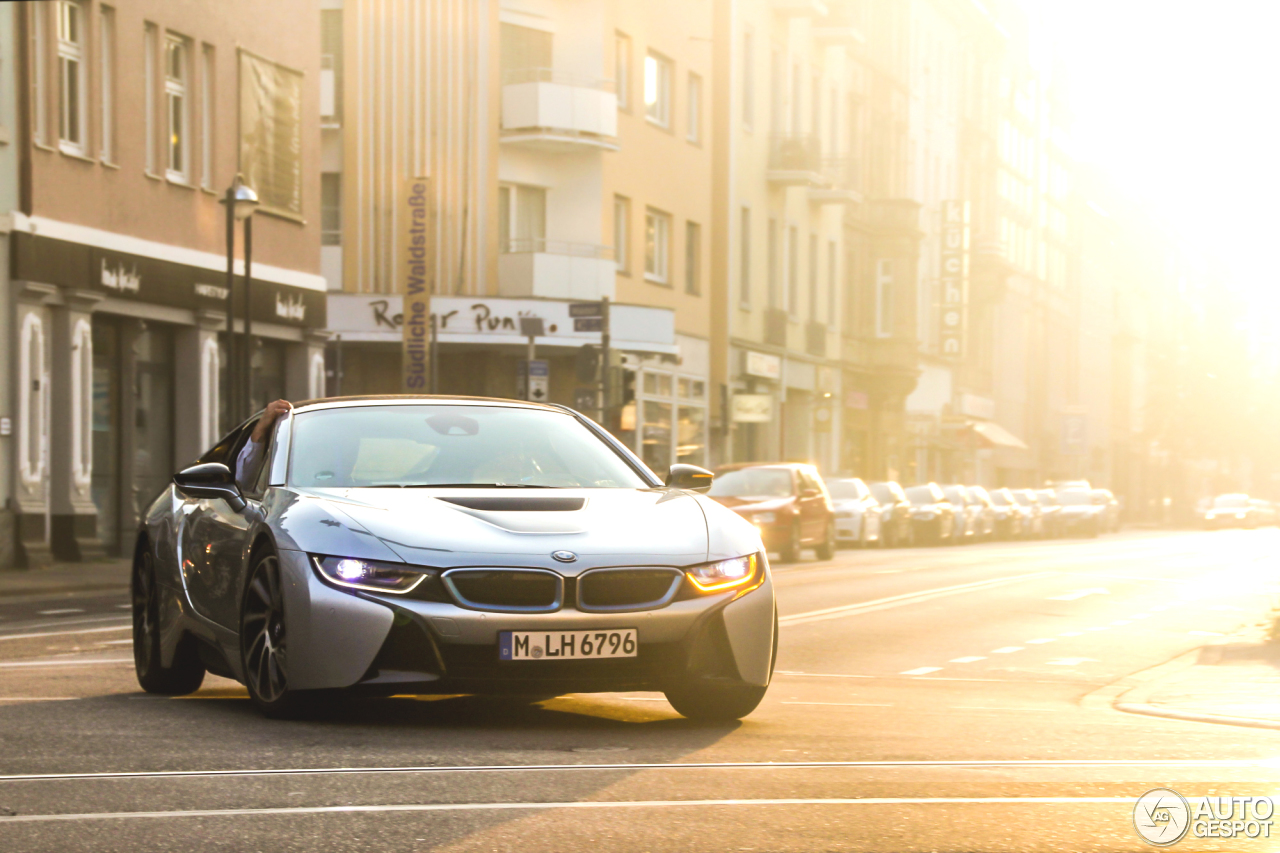 BMW i8