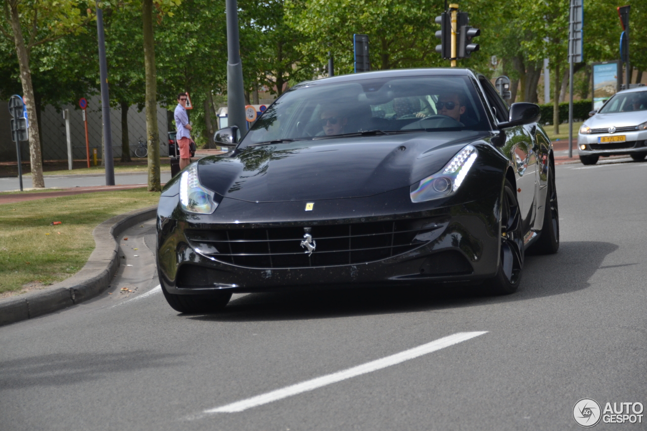 Ferrari FF