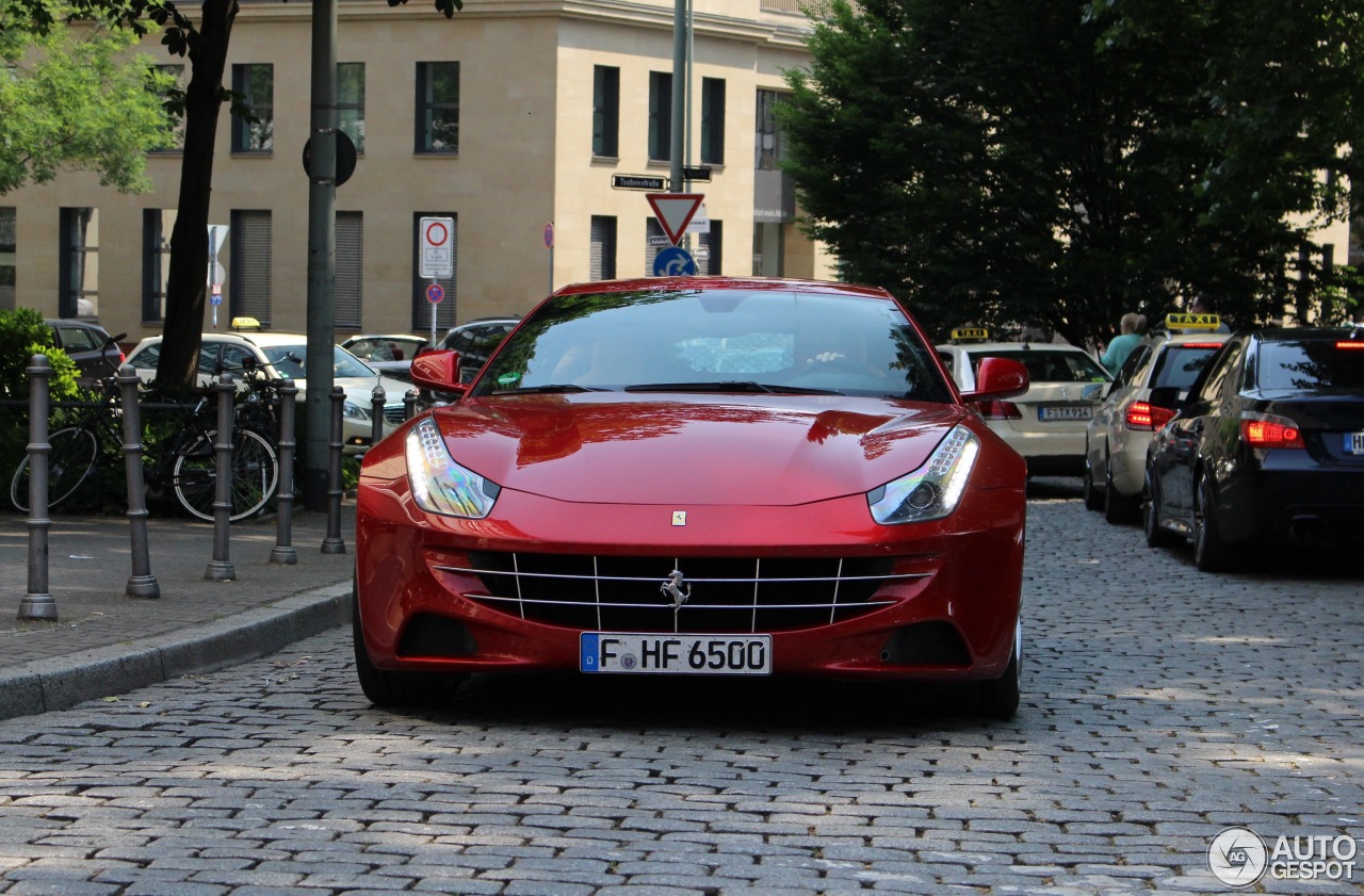 Ferrari FF