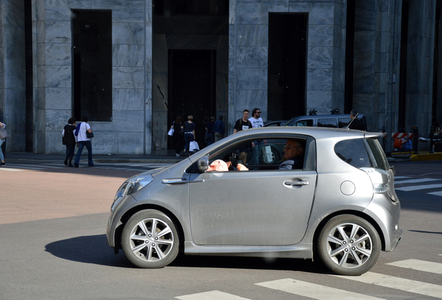 Aston Martin Cygnet