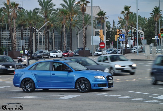 Audi RS4 Sedan