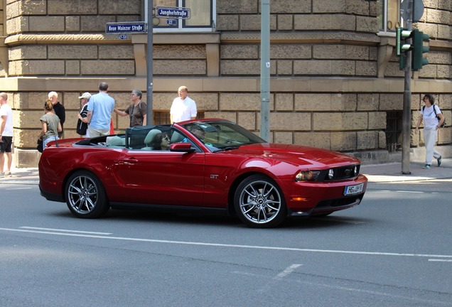 Ford Mustang GT Convertible 2010