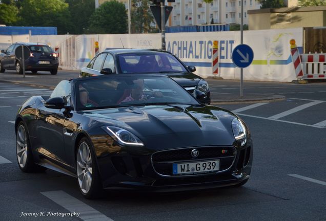 Jaguar F-TYPE S V8 Convertible