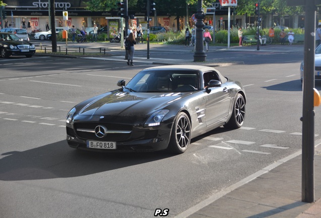 Mercedes-Benz SLS AMG Roadster