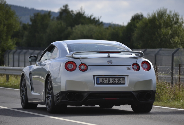 Nissan GT-R 2013