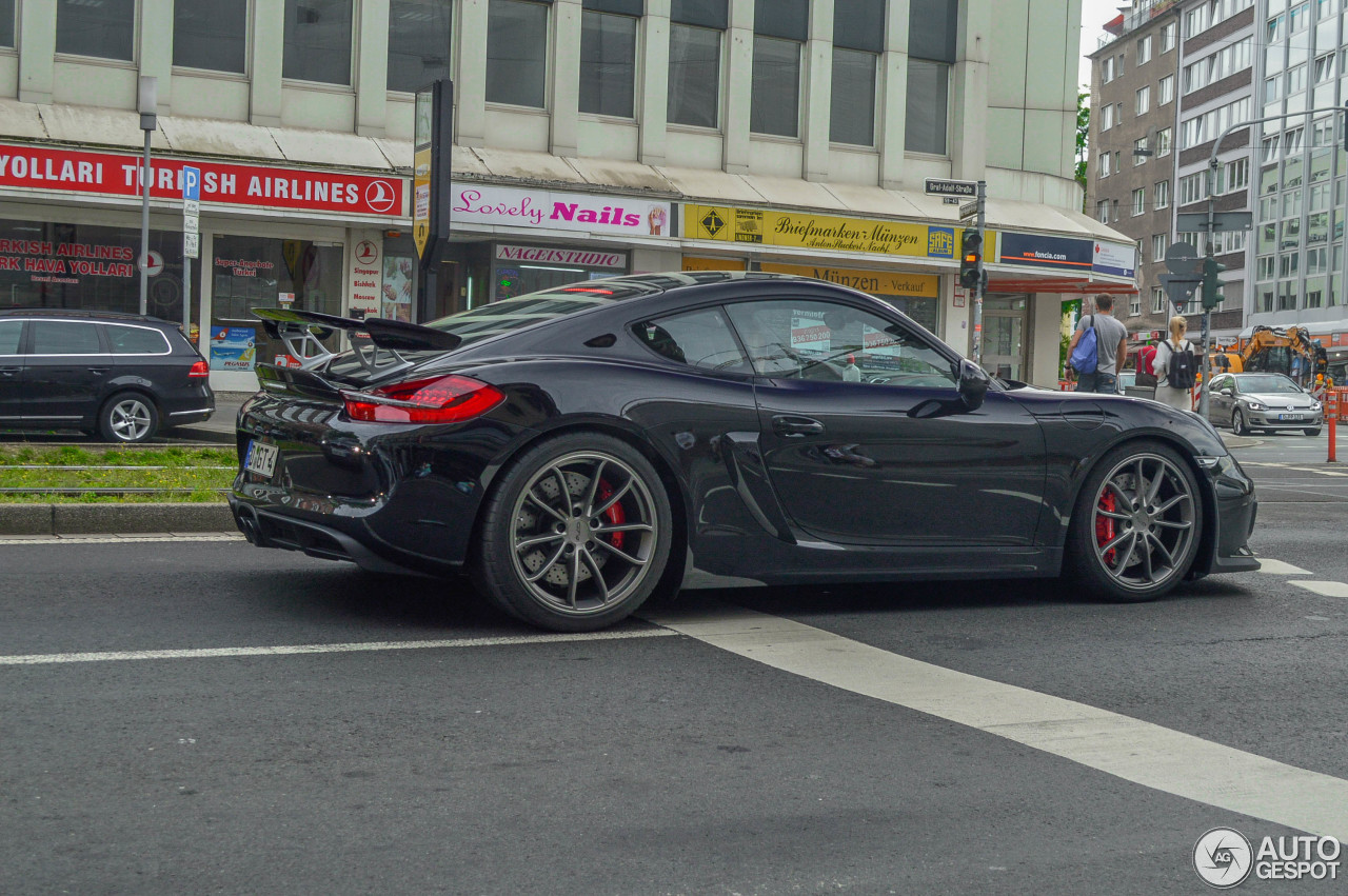 Porsche 981 Cayman GT4